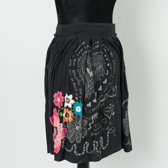 NWOT Desigual floral heart full skirt - XL ( size 12) - Picture 1 of 6